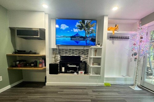 Garden Suite · 2BR Stay w/ Hot Tub, Sauna & BBQ