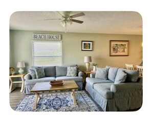 Smart TV - Charming 2 Bedroom, 2 Bath Beachside Condo Sleeps 7 (St. Augustine)