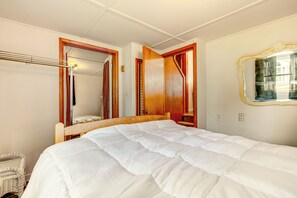 4 slaapkamers, een bureau, internet, beddengoed