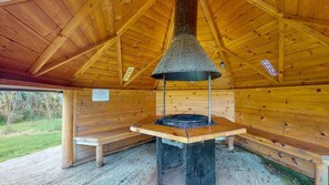 Cabin | Property grounds - Cozy Winter Hot Tent With Log Burner, Tv & Hot tub (Llanfairpwllgwyngyll)