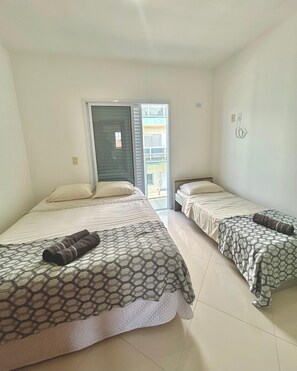 2 bedrooms, WiFi, bed sheets