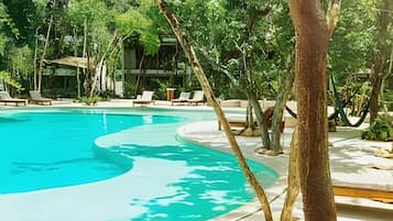 Outdoor pool, pool loungers