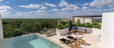 Appartement Confort | Piscine | Piscine extérieure, chaises longues