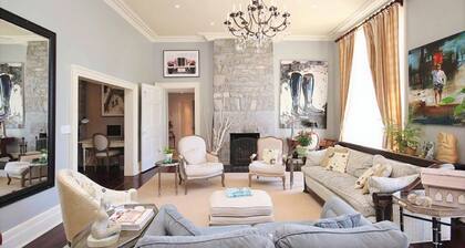 One of a Kind Luxury Suite with Grand Patio Oasis