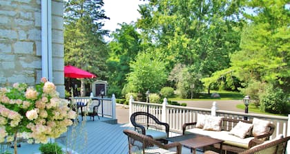 One of a Kind Luxury Suite with Grand Patio Oasis