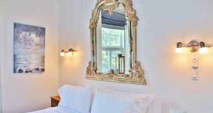Historic & Spacious Two-Bedroom Luxury Suite