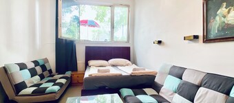 Affordable Central Rooms Near U3