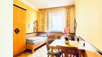 Economy-Doppelzimmer