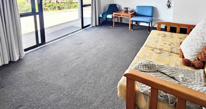 Charming 2-bedroom unit in lovely Wellington with AC, WiFi sale on now