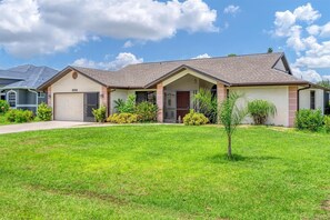 Casa, varias camas, acceso a la alberca, vista a la alberca (PAY26158) | Exterior