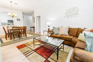 Leilighet, flere senger, spabadekar (SPD2304-205) | Oppholdsområde