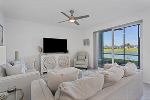 Condo, Multiple Beds, Pool Access (HLB14267-1213) | Living area