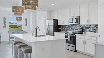 Condo, Multiple Beds, Pool Access (HLB14267-1213) | Private kitchen | Coffee/tea maker, electric kettle