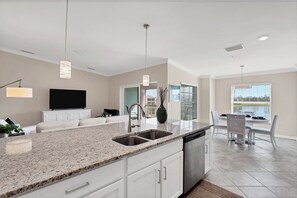 House, Multiple Beds, Balcony, Golf View (HLB14050-223) | Interior - 14050 Heritage Landing Blvd (Punta Gorda)