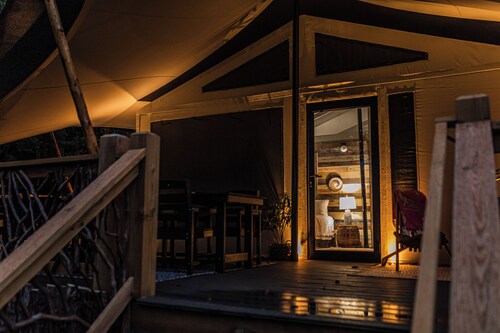 BOSCHENDAL, a Unique Luxury Cabin Experience, at Karoo Smith Mountain Lake