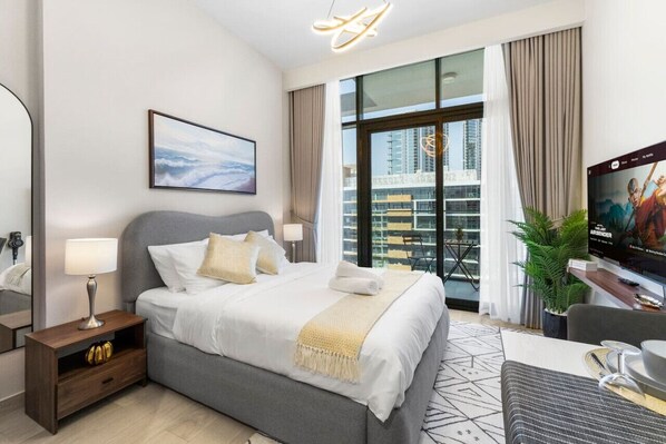 1 slaapkamer, een bureau, een strijkplank/strijkijzer, gratis wifi