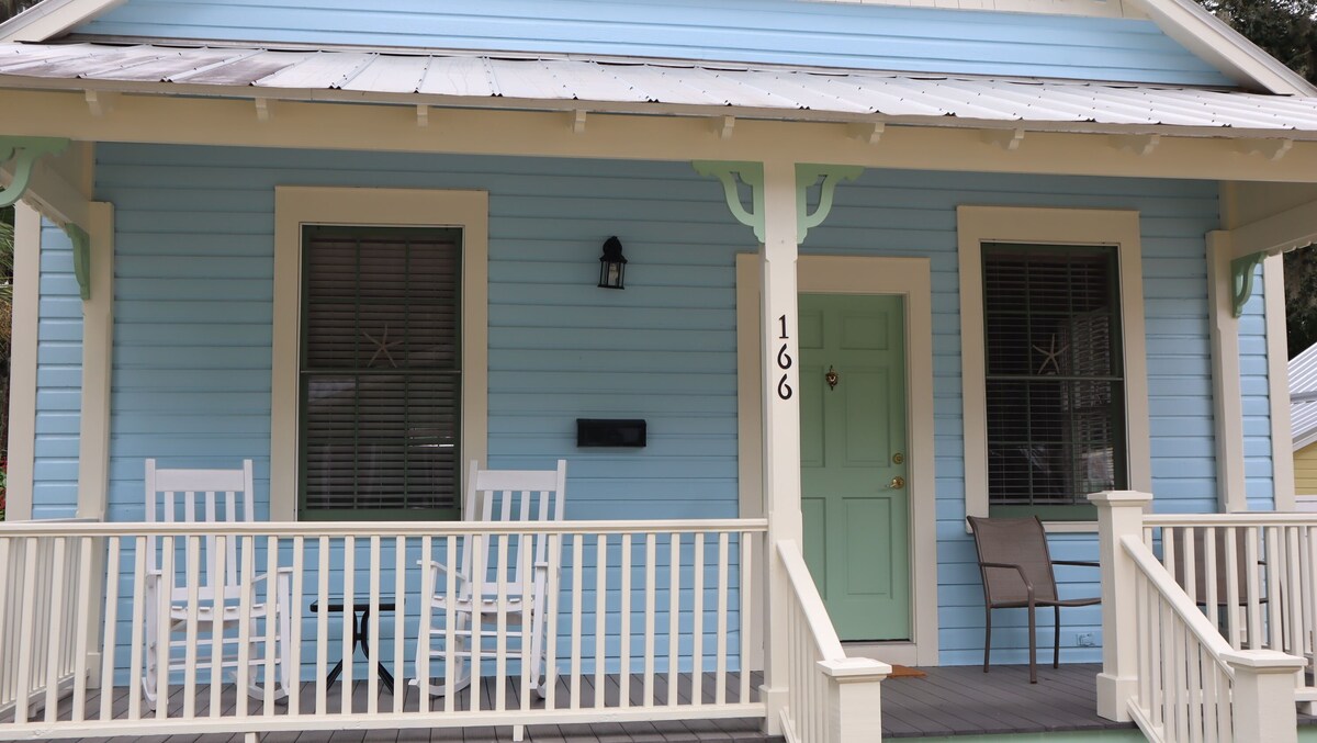 Photo 9 of Historic Gem, Modern Comfort within walking distance to Town.