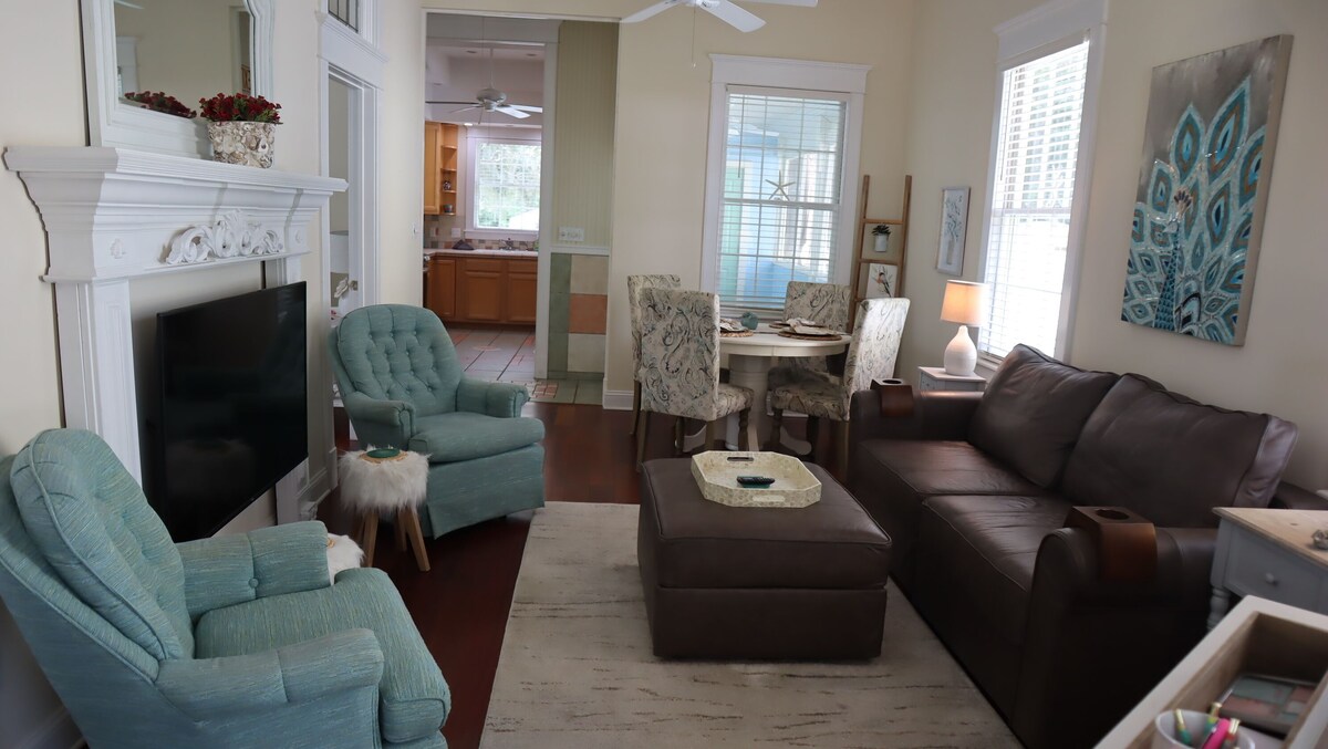 Photo 2 of Historic Gem, Modern Comfort within walking distance to Town.
