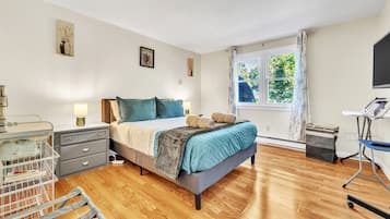 1 bedroom, desk, iron/ironing board, free WiFi