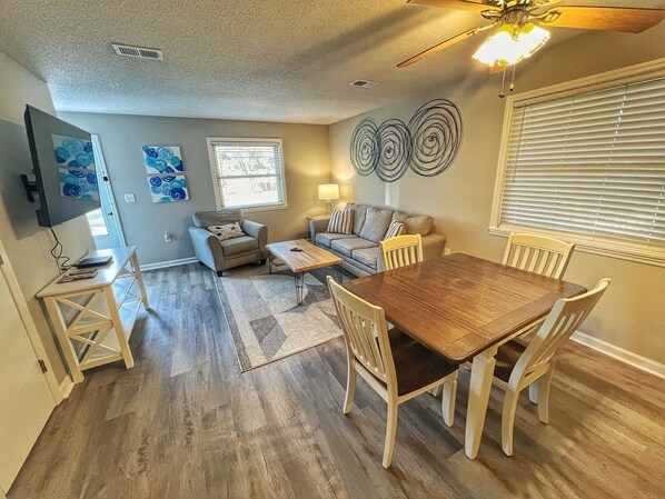 リビング エリア