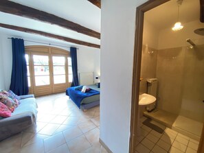 1 Schlafzimmer, Bügeleisen/Bügelbrett, Reisekinderbett, WLAN