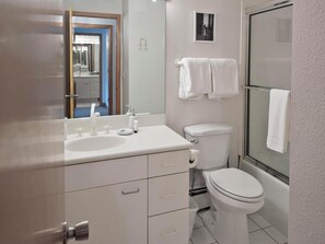 Towels, soap, shampoo, toilet paper