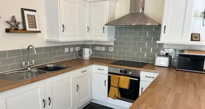 Bromyard-apartment-2br-parking-5mintocitycenter