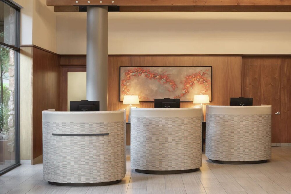 Patio 2 Queen Haven, Amara Resort And Spa, Infinity Pool, Near Oak