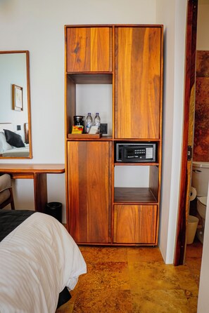 Premium bedding, in-room safe, iron/ironing board, free WiFi - Hotel Casa María  (Oaxaca)