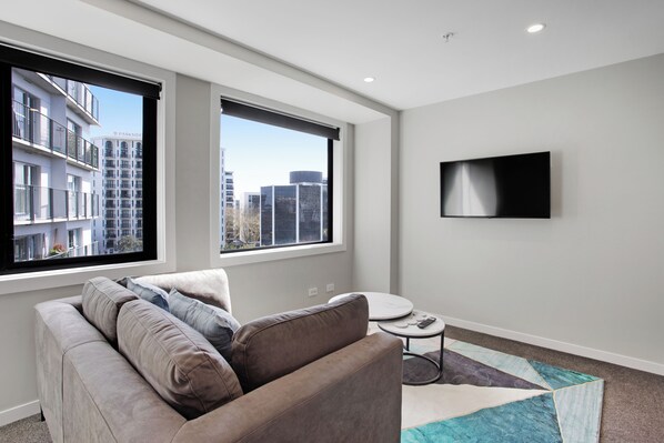 Apartment, City View | Living area