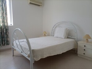 3 chambres, bureau, fer et planche Ă repasser, Wi-Fi gratuit