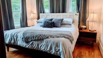 1 bedroom, iron/ironing board, WiFi, bed sheets