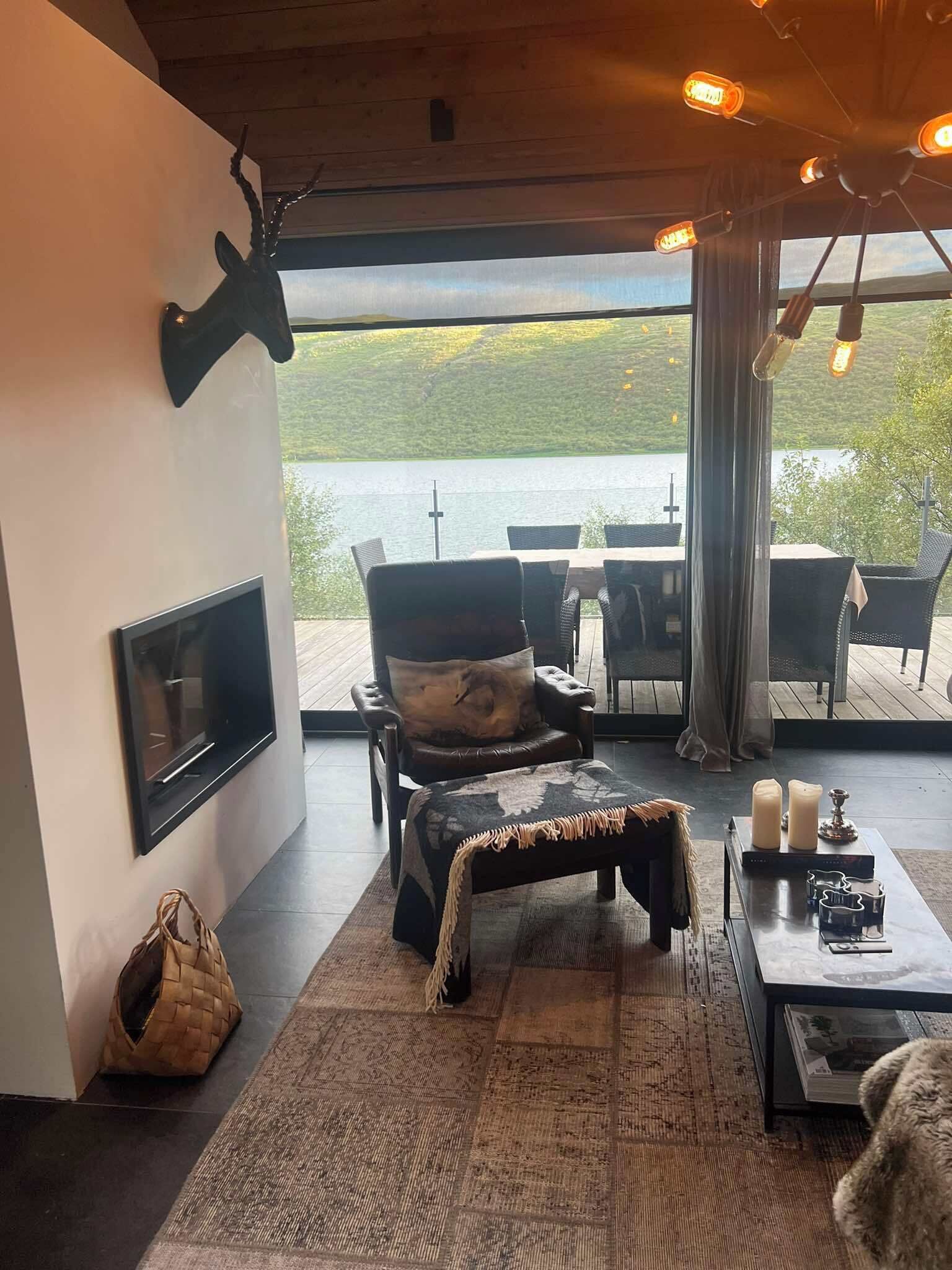 Smart TV 17-inci dengan saluran TV digital