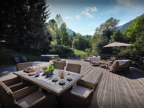 Chalet Fleur d'Aulps - Secluded holiday for 12 with spa - OVO Network