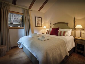 6 chambres, fer et planche à repasser, Wi-Fi, literie fournie