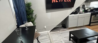 Cozy 2 Bed Room Apartment near Airport