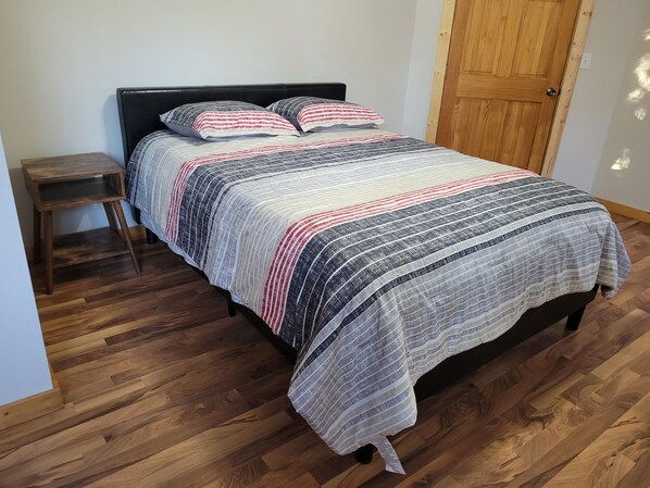 3 bedrooms, WiFi, bed sheets