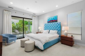 3 habitaciones, escritorio, tabla de planchar con plancha y wifi gratis