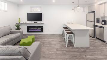 TV connectée, cheminée