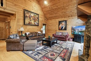 Televisión y chimenea 