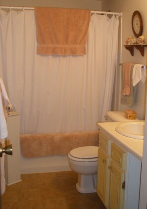 Handdoeken, toiletpapier