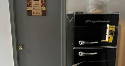 Temple Hosp 2ndFl Rear Catio