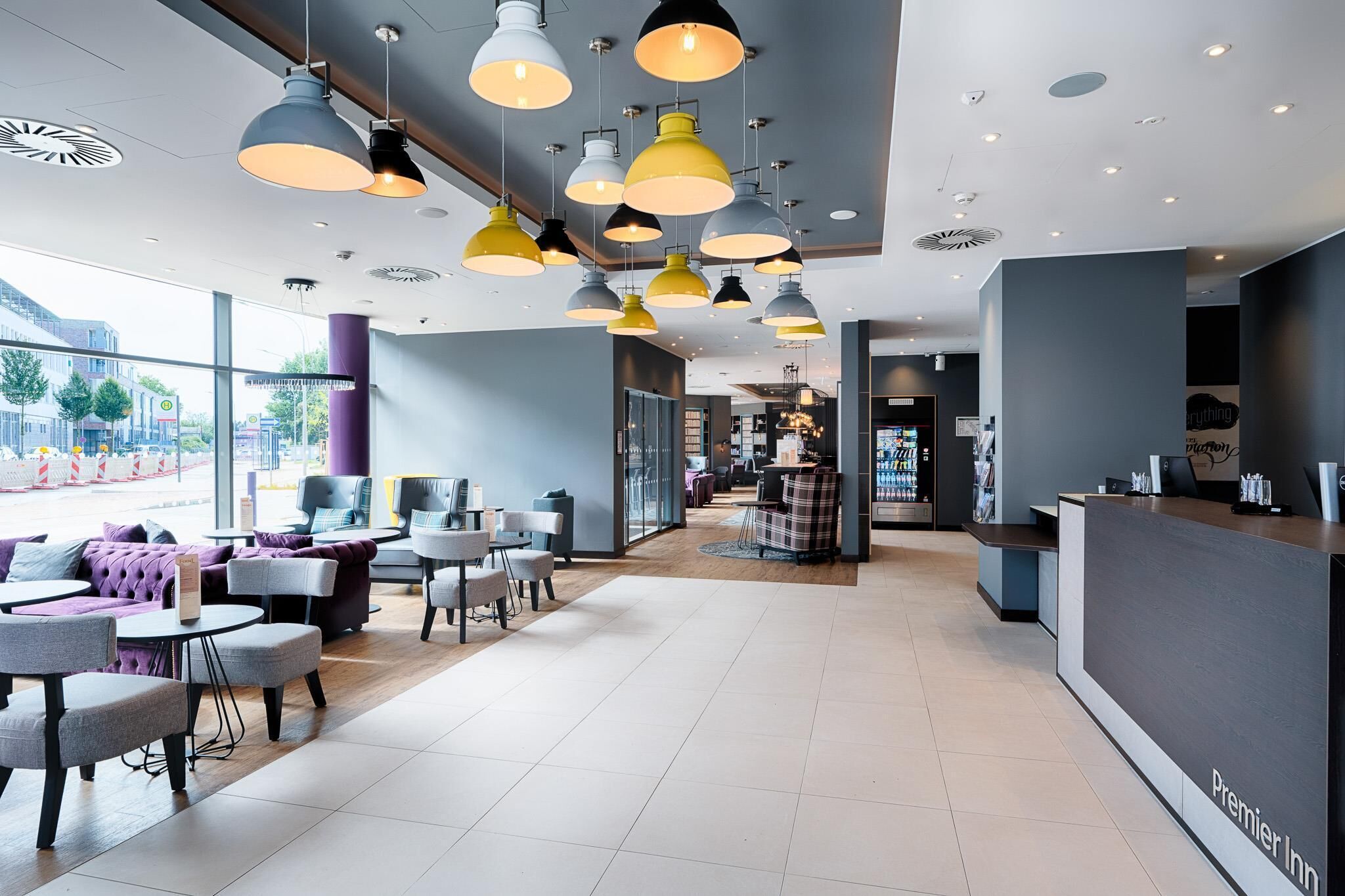 Frukostbuffé varje dag (EUR 17.9 per person)