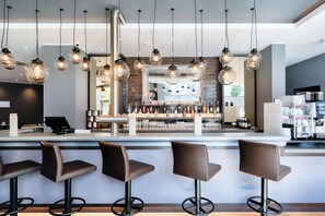 Bar (en la propiedad)