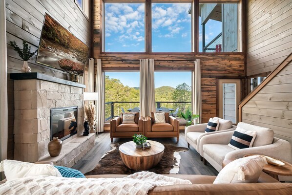 Smart TV, video games