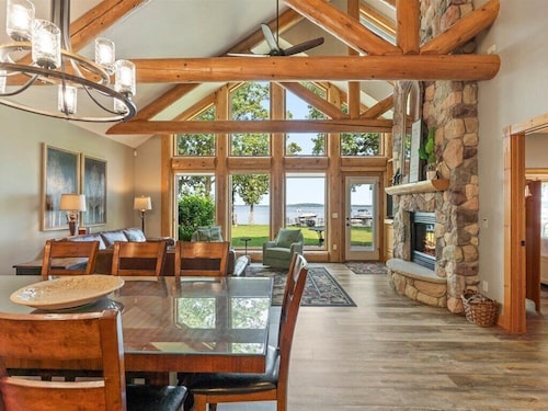 Waterfront Interlachen Townhome 16 in Nisswa, MN -  Sleeps 12