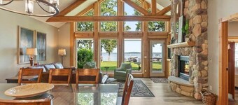 Waterfront Interlachen Townhome 16 in Nisswa, MN -  Sleeps 12