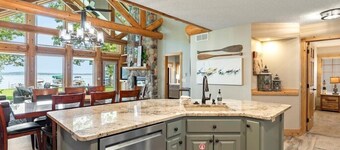 Waterfront Interlachen Townhome 16 in Nisswa, MN - Sleeps 12