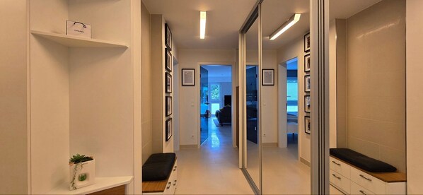 Imagen sin descripción, 1 de 19, botón