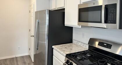 Cozy 2-bedroom townhome near DEN Airport pet friendly.